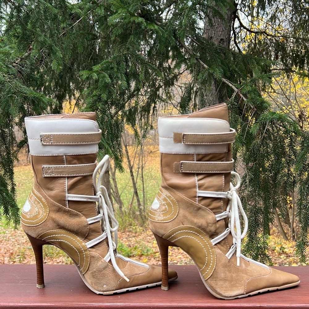 Vintage unique stiletto booties in tan colour size 37